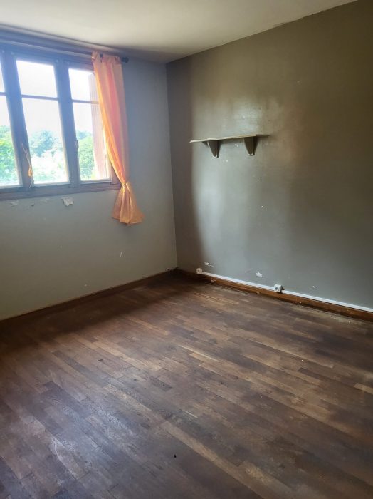 Photo MAISON ANCIENNE 200 m2 avecc dependances image 4/12