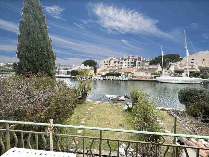 Apartment for sale, 2 rooms - Grimaud 83310