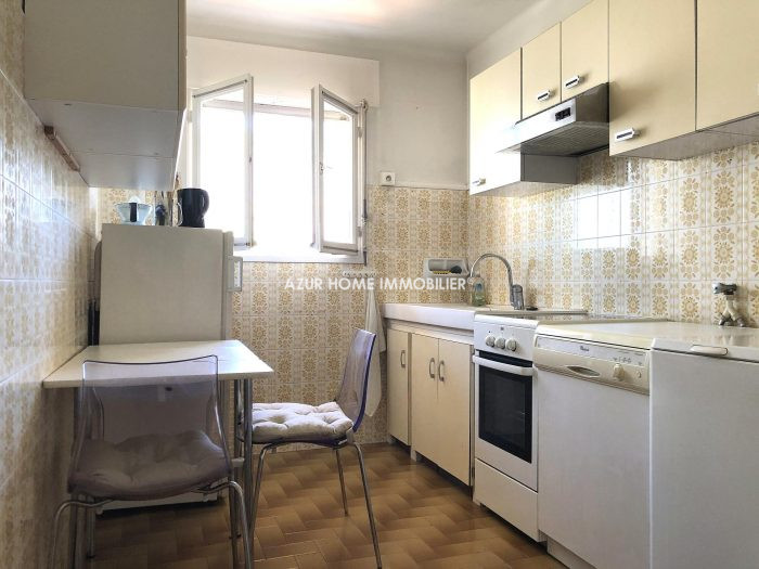 Appartement à vendre, 2 pièces - Saint-Raphaël 83700