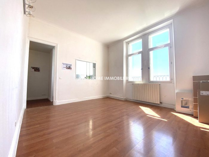 Apartment for sale, 5 rooms - Saint-Raphaël 83700