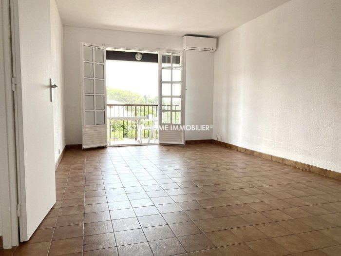 Appartement à vendre, 2 pièces - Saint-Raphaël 83530