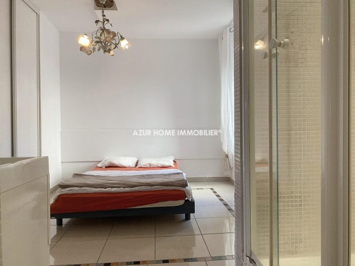 Appartement à vendre, 2 pièces - Saint-Raphaël 83700