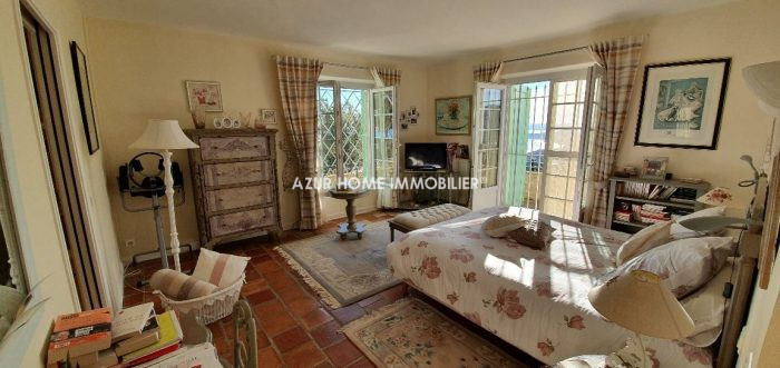 Villa for sale, 9 rooms - Les Issambres 83380