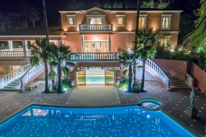 Villa for sale, 12 rooms - Les Issambres 83380