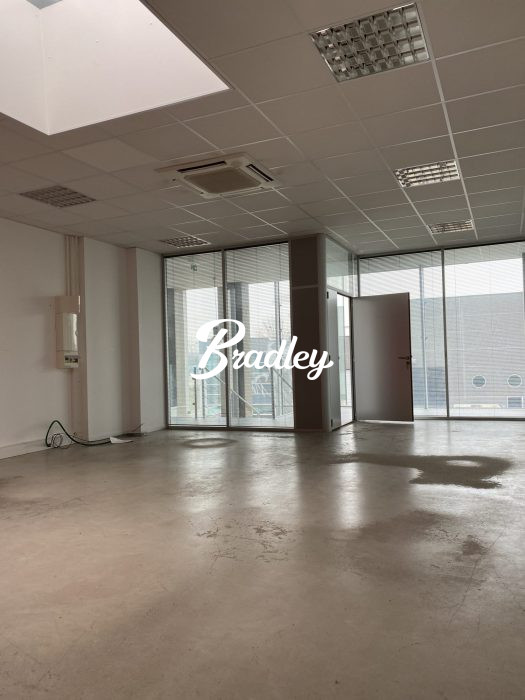 Bureau à louer, 117 m² - Amiens 80000