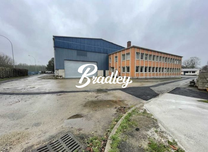Entrepôt à vendre, 3334 m² - Beauvais 60000