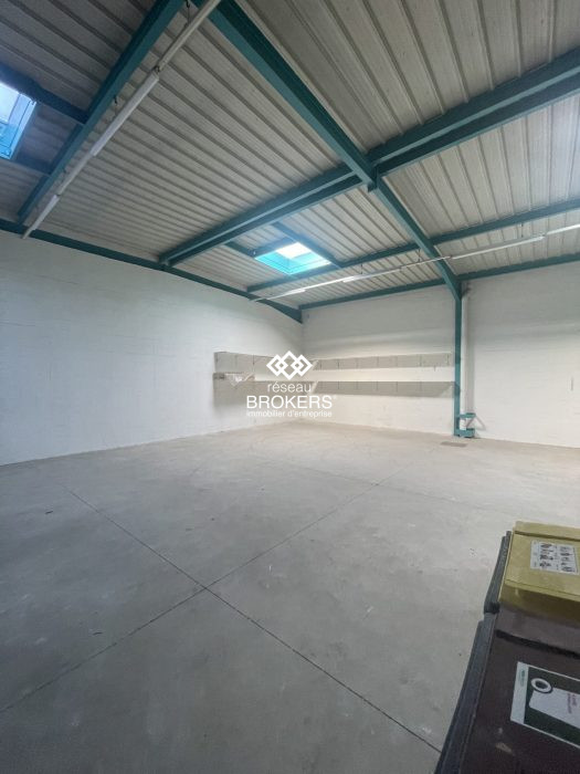Entrepôt à louer, 629 m² - Tremblay-en-France 93290