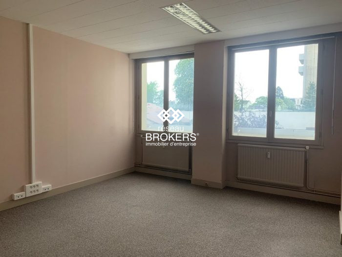 Bureau à louer, 152 m² - Orléans 45000