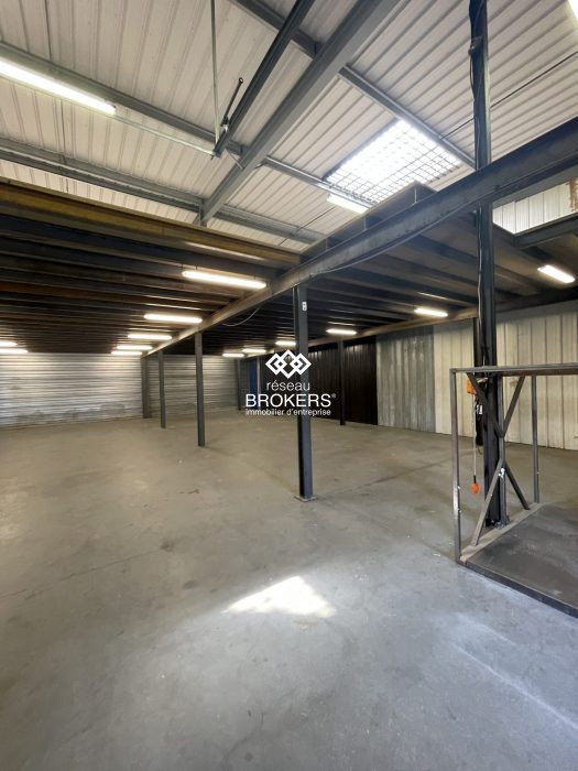 Entrepôt à louer, 300 m² - La Courneuve 93120