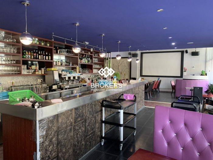 Restaurant, bar à vendre, 493 m² 150 places - Grenoble 38000