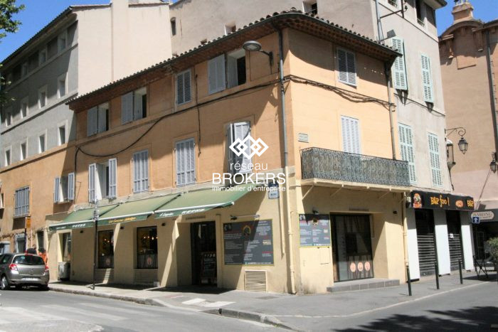 Restaurant, bar à vendre, 170 m² - Aix-en-Provence 13100