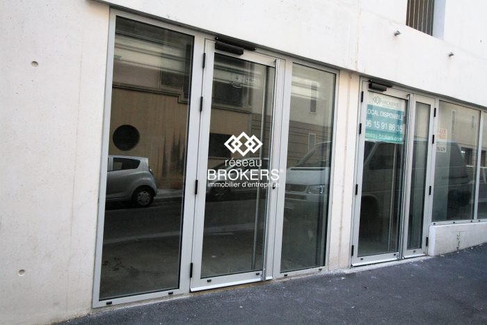 Local commercial à vendre, 290 m² - Marseille 13006
