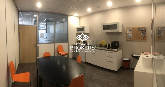 Bureau à vendre, 413 m² - Échirolles 38130