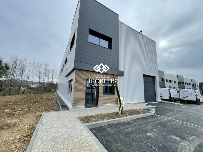 Local industriel à vendre, 442 m² - La Tour-de-Salvagny 69890