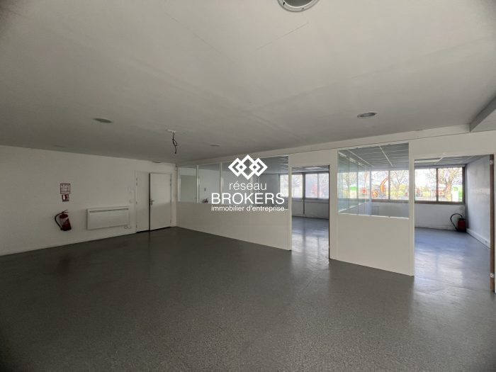 Bureau à vendre, 190 m² - Gometz-la-Ville 91400
