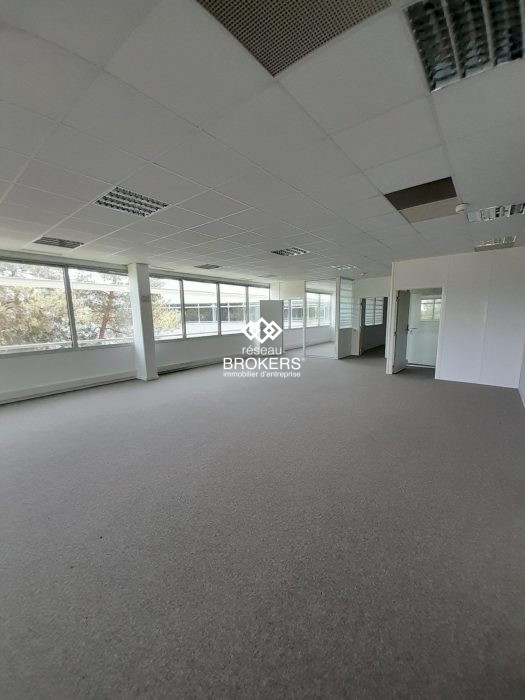 Bureau à vendre, 106 m² - Saran 45770
