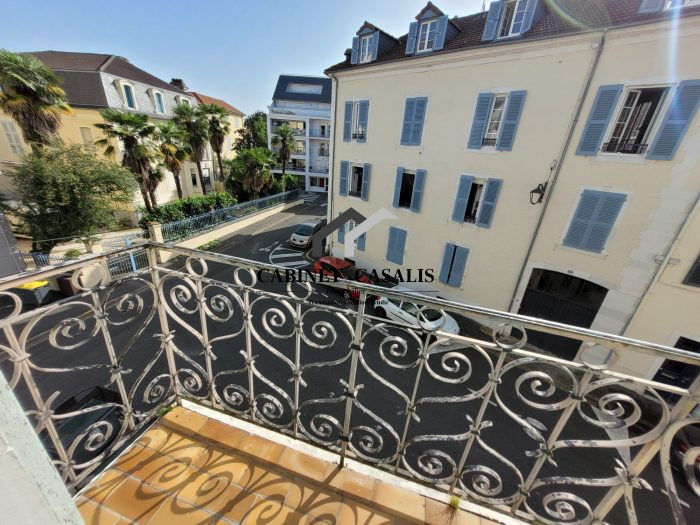 Appartement à louer, 2 pièces - Pau 64000