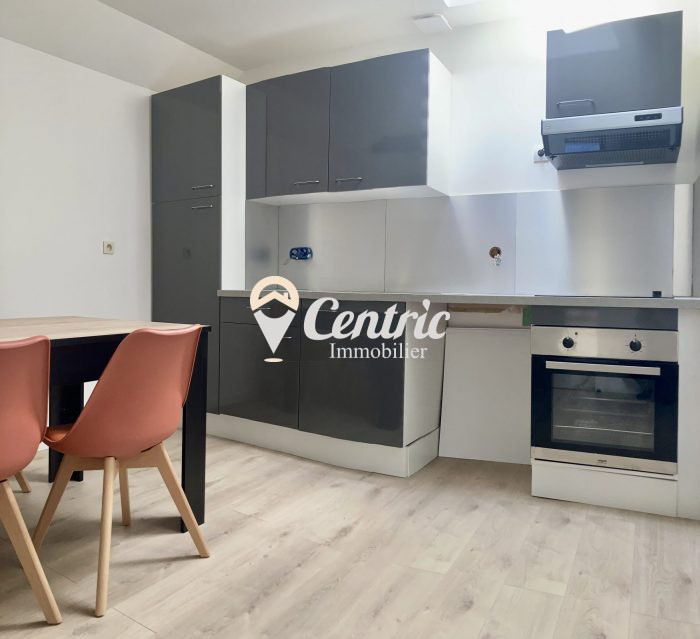 Apartment for rent, 4 rooms - Nueil-les-Aubiers 79250