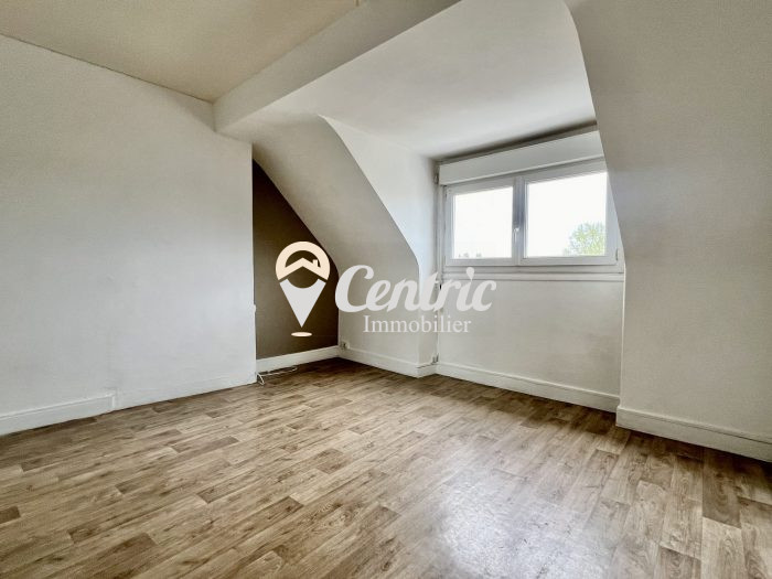 Apartment for sale, 3 rooms - Saumur 49400