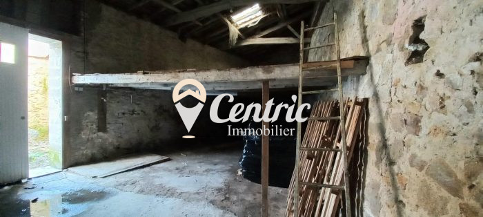 Immeuble à vendre, 70 m² - Bressuire 79300