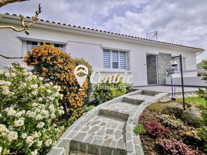 Detached house for sale, 5 rooms - TERVES 79300