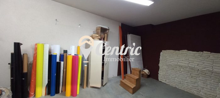 Commercial premises for sale, 106 m² - Moncoutant-sur-Sèvre 79320