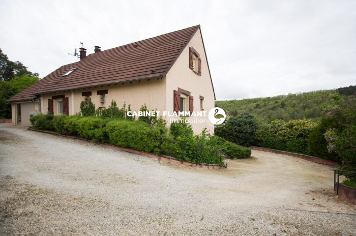 Maison de campagne à vendre, 8 pièces - Montbard 21500