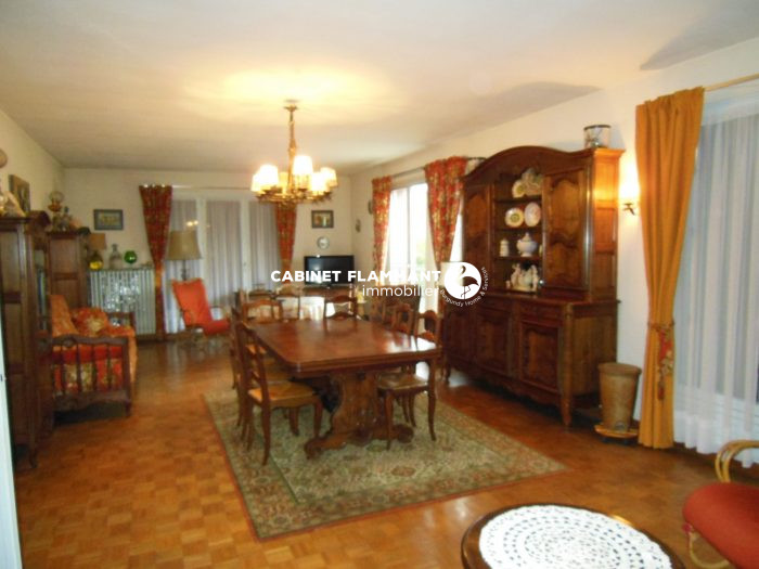 Maison individuelle à vendre, 10 pièces - Semur-en-Auxois 21140