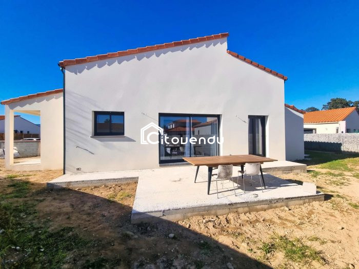 Maison mitoyenne 1 côté à vendre, 5 pièces - Montesquieu-des-Albères 66740