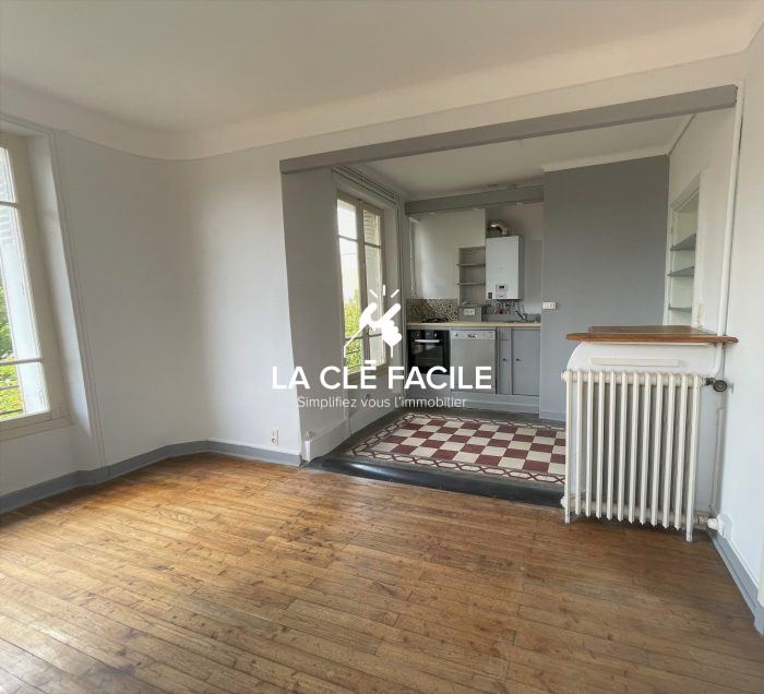 Appartement à louer, 4 pièces - La Roche-sur-Yon 85000