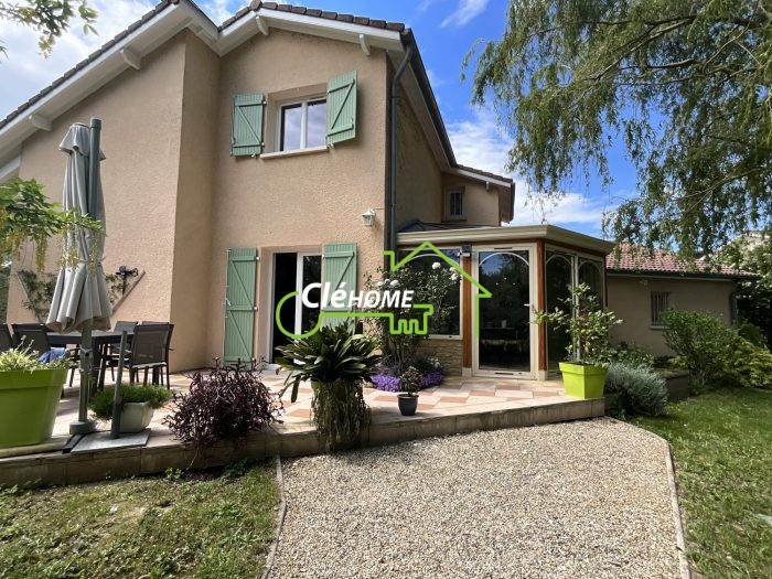 Villa à vendre, 6 pièces - La Tour-de-Salvagny 69890