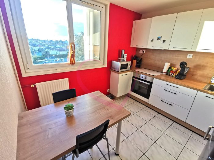 Appartement à vendre, 3 pièces - Cholet 49300