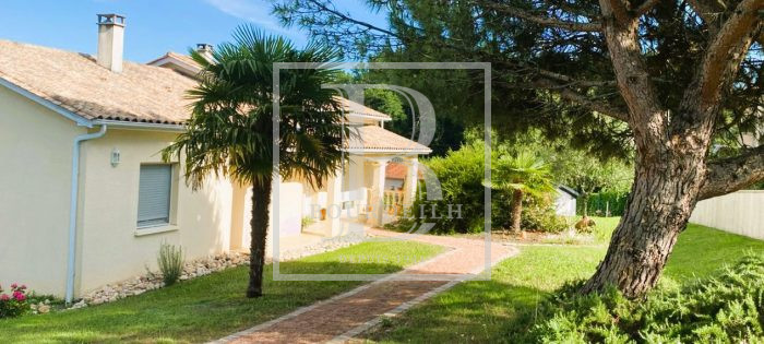 Villa for sale, 5 rooms - Trélissac 24750