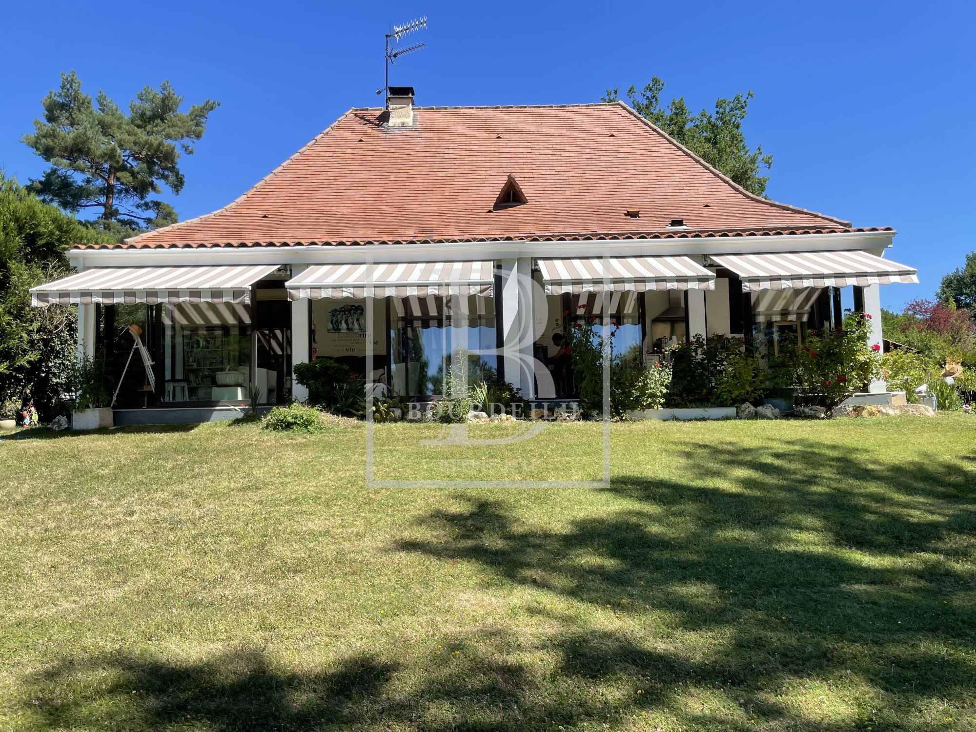 Vente Maison/Villa BASSILLAC ET AUBEROCHE 24330 Dordogne FRANCE