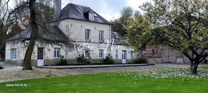 Castle for sale, 18 rooms - Arras 62000