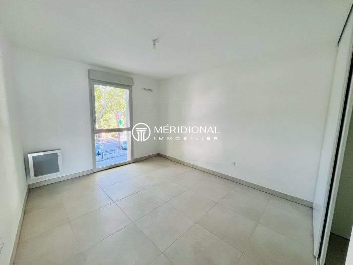 Appartement à vendre, 3 pièces - Nîmes 30000