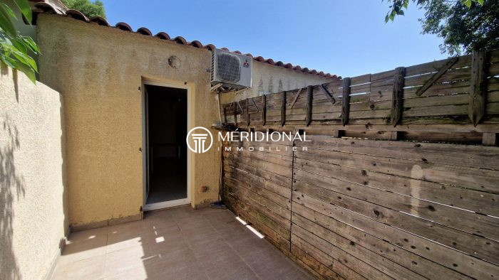 Immeuble à vendre, 81 m² - Nîmes 30000