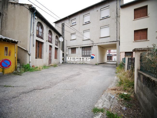 Immeuble à vendre, 270 m² - Saint-Étienne 42100