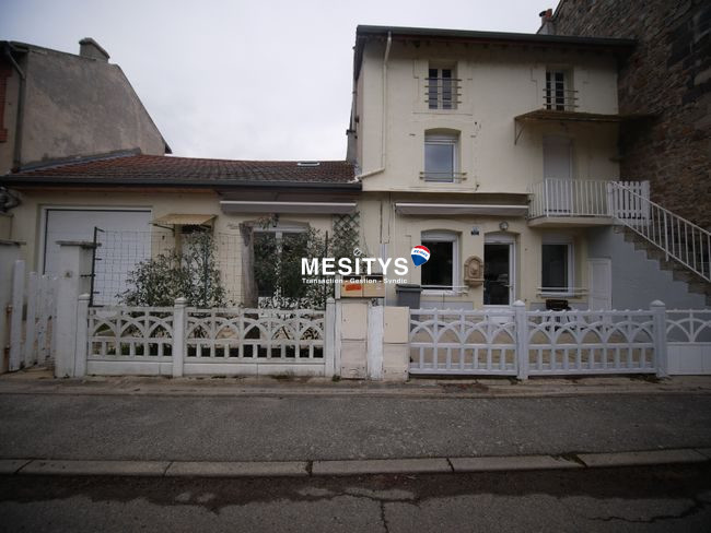 Maison individuelle à vendre, 8 pièces - Aurec-sur-Loire 43110