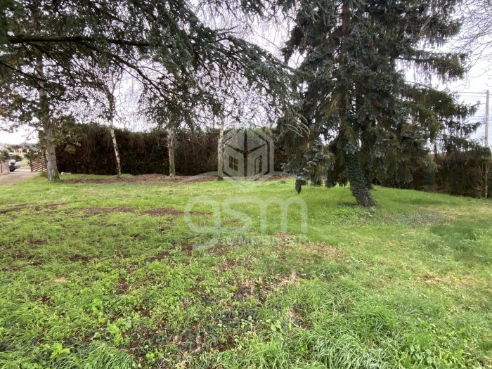 Terrain constructible à vendre, 561 m² - Truyes 37320