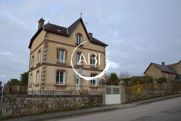 Vente Maison/Villa LASSAY-LES-CHATEAUX 53110 Mayenne FRANCE