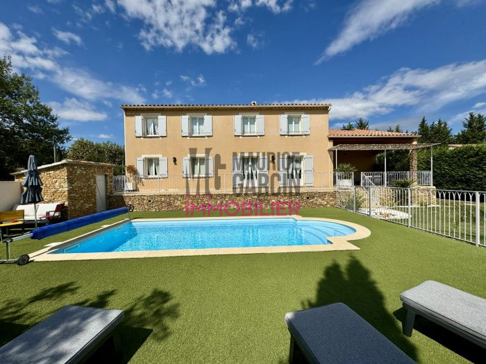 Maison à vendre, 7 pièces - Piolenc 84420