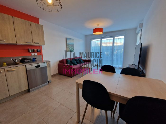 Appartement à vendre, 3 pièces - L'Isle-sur-la-Sorgue 84800