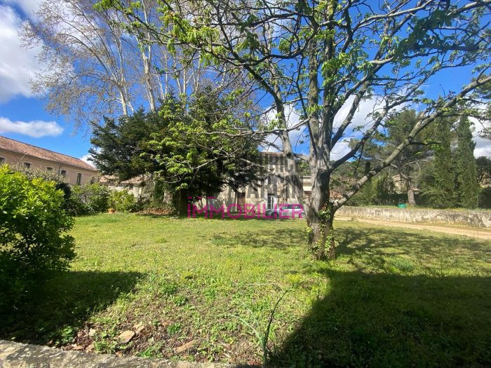 Maison bourgeoise à vendre, 8 pièces - Beaumes-de-Venise 84190