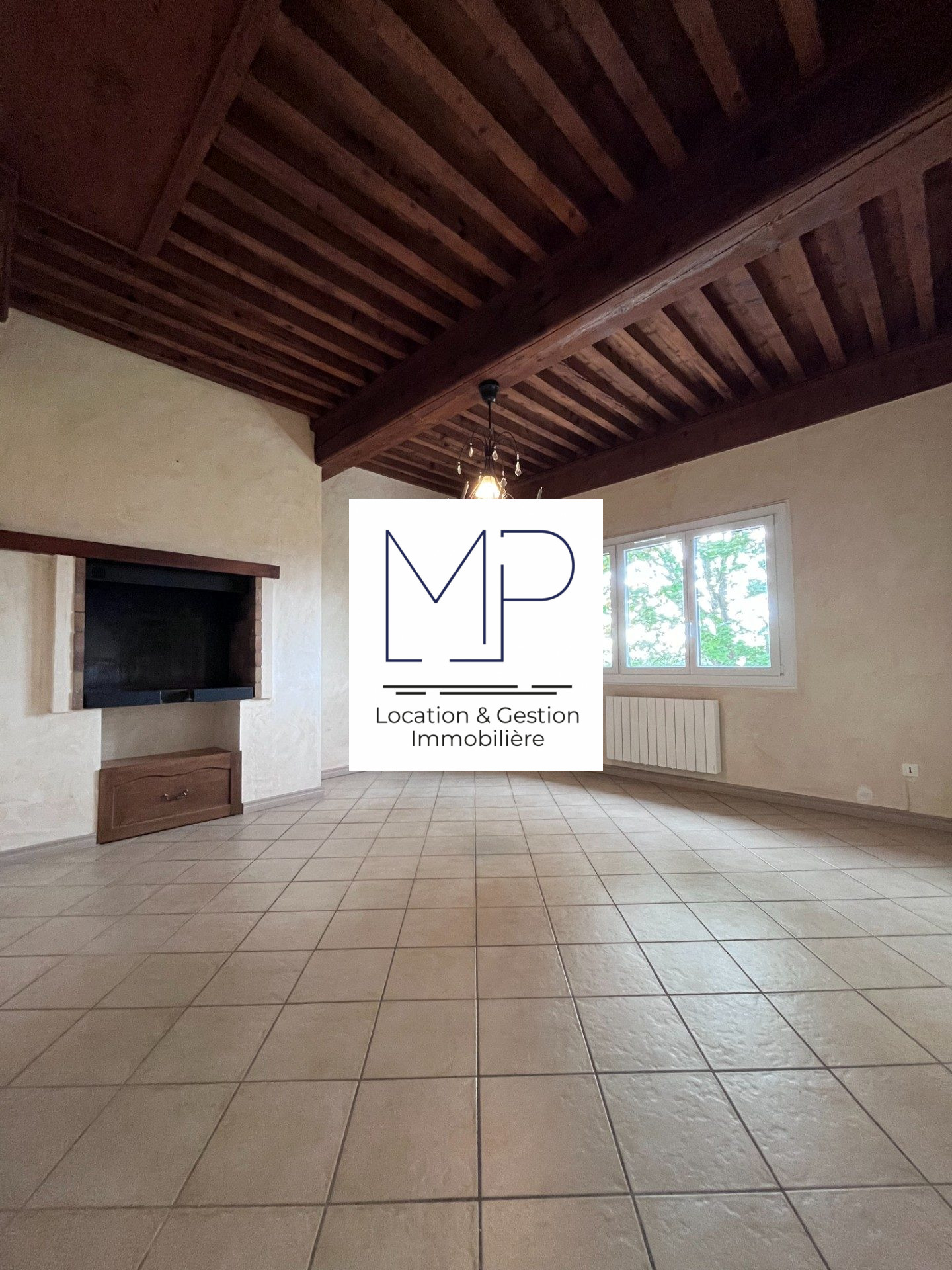 Location annuelle Appartement TREVOUX 01600 Ain FRANCE