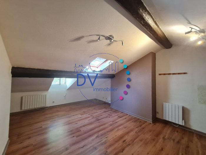 Studio à vendre, 1 pièce - Genas 69740