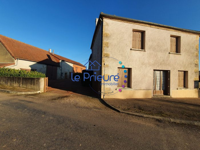 Ferme à vendre, 9 pièces - Versaugues 71110