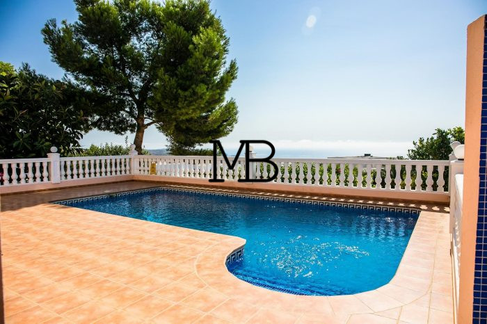 Photo Villa dans le quartier résidentiel de Lirios avec vue sur la mer et piscine privée  à la Cumbre del sol image 46/50