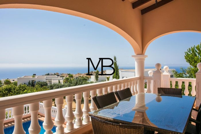 Photo Villa dans le quartier résidentiel de Lirios avec vue sur la mer et piscine privée  à la Cumbre del sol image 48/50