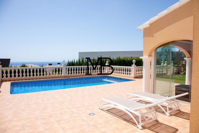 Photo Villa avec une magnifique vue mer, dans le quartier résidentiel de Magnolias et piscine privée à la Cumbre Del Sol. image 48/50